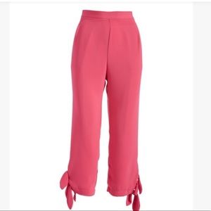 August Silk NWT  Tie-Cuff Crop Pants size M